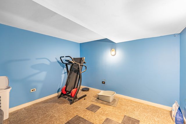 2710 Oak Park Avenue, Berwyn, IL 60402