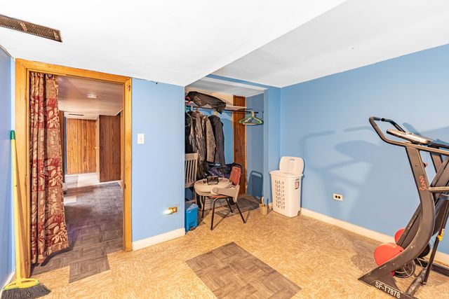 2710 Oak Park Avenue, Berwyn, IL 60402