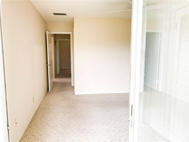19 Vista Gardens Trail 201, Vero Beach, FL 32962