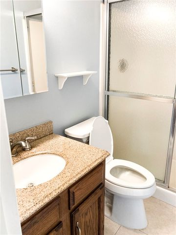 19 Vista Gardens Trail 201, Vero Beach, FL 32962