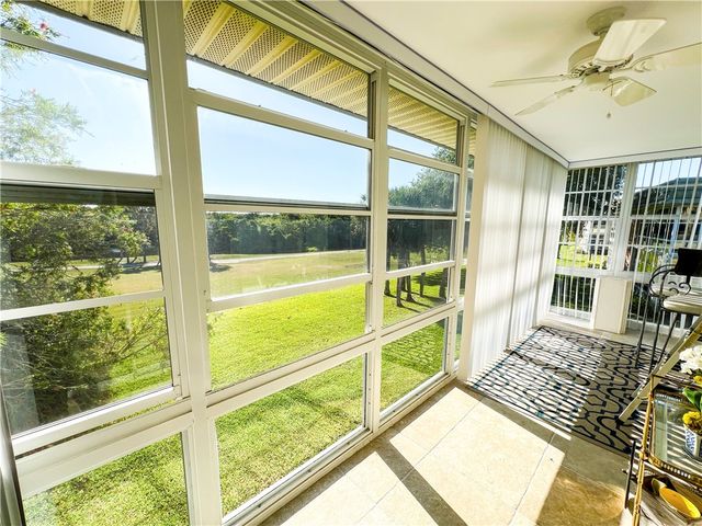 19 Vista Gardens Trail 201, Vero Beach, FL 32962