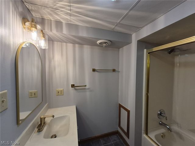24 Mulwal Drive, Painesville, OH 44077
