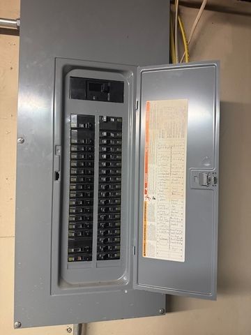 505 N Center Street, Clinton, IL 61727