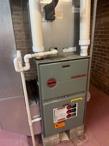 505 N Center Street, Clinton, IL 61727