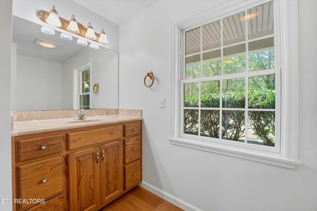 7112 Warren Lane, Corryton, TN 37721