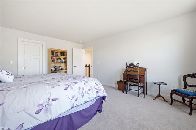 318 Sunny Lake RD, Moyock, NC 27958