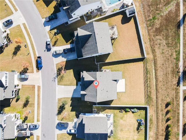 318 Sunny Lake RD, Moyock, NC 27958