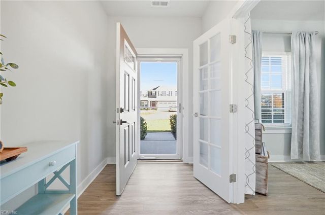 318 Sunny Lake RD, Moyock, NC 27958