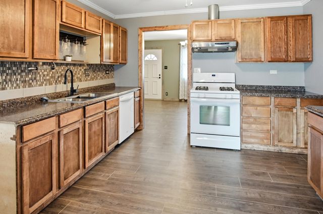 3042 Cypress Drive, Newark, OH 43055