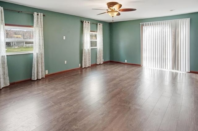 3042 Cypress Drive, Newark, OH 43055