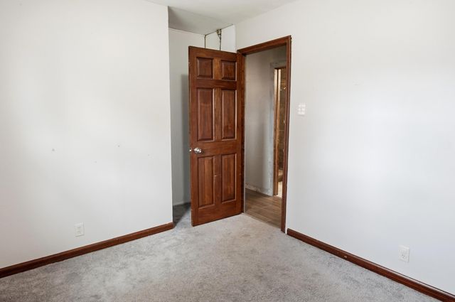 3042 Cypress Drive, Newark, OH 43055