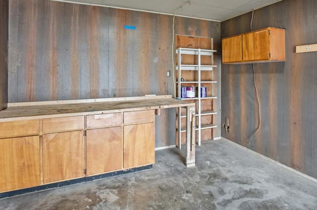 3042 Cypress Drive, Newark, OH 43055