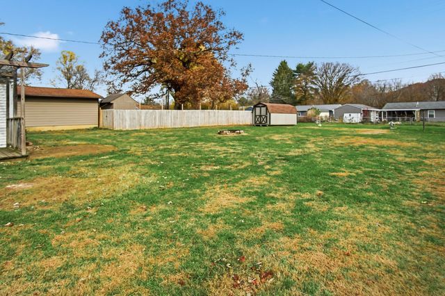 3042 Cypress Drive, Newark, OH 43055