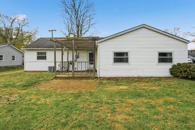 3042 Cypress Drive, Newark, OH 43055