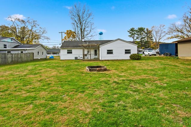 3042 Cypress Drive, Newark, OH 43055