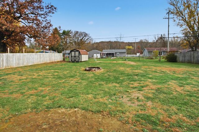 3042 Cypress Drive, Newark, OH 43055