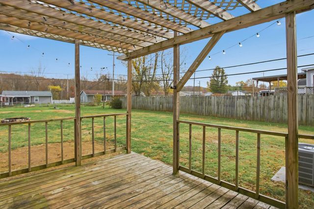 3042 Cypress Drive, Newark, OH 43055