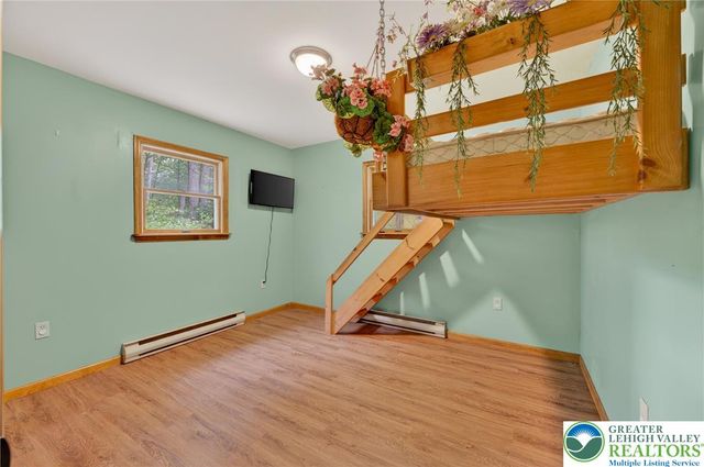156 Mail Box Road, Tunkhannock Twp, PA 18347