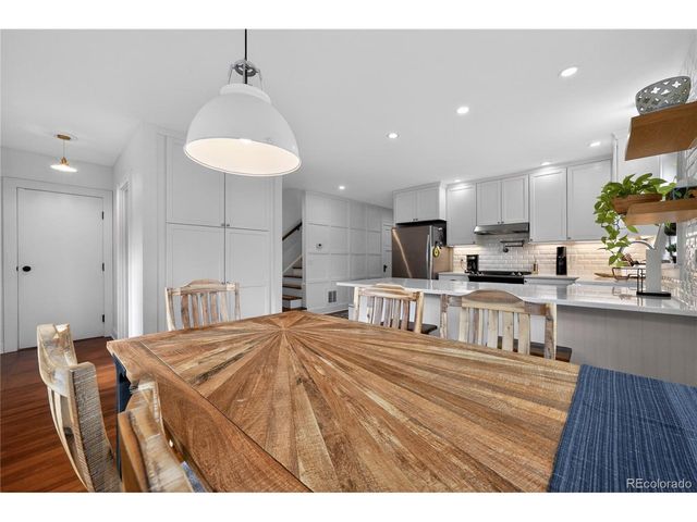 913 7th St, Berthoud, CO 80513
