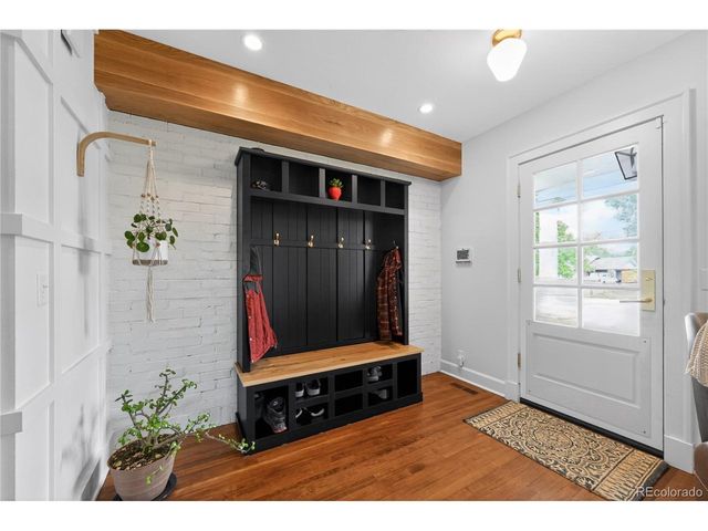 913 7th St, Berthoud, CO 80513
