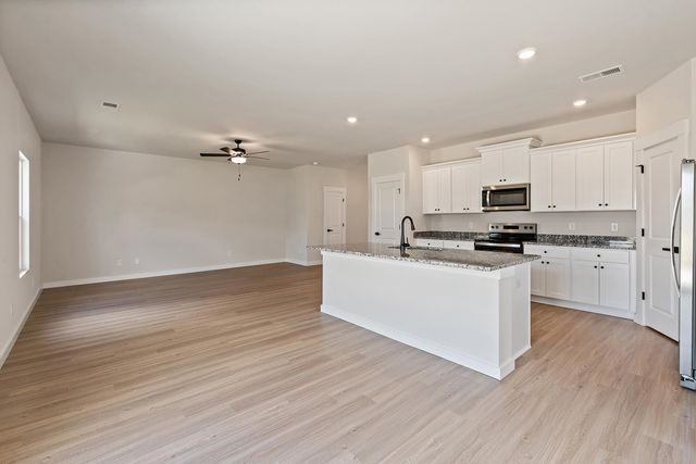 1343 Pitch Pine Place, Moore, SC 29369