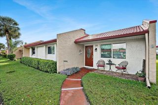 158 Lake Anne Drive, West Palm Beach, FL 33411