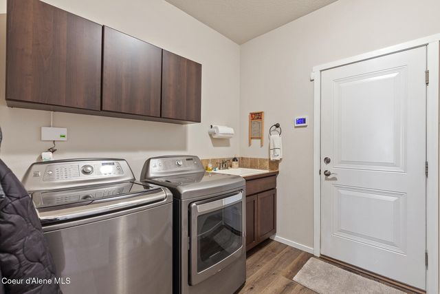 8778 N Salmonberry LOOP, Hayden, ID 83835