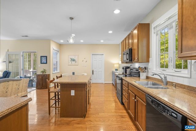 163 SAINT ANDREWS ST, Zion Crossroads, VA 22942