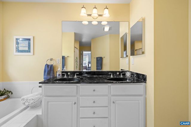 163 SAINT ANDREWS ST, Zion Crossroads, VA 22942