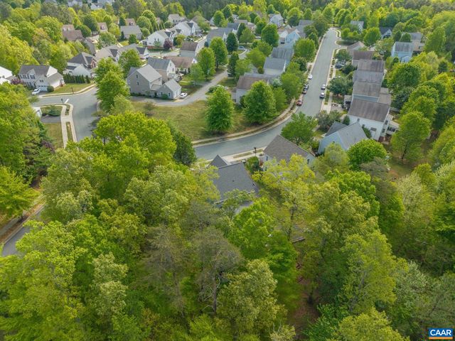163 SAINT ANDREWS ST, Zion Crossroads, VA 22942