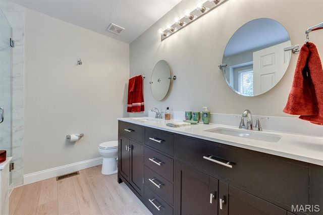 1453 Cedar Bluff Drive, Ballwin, MO 63021