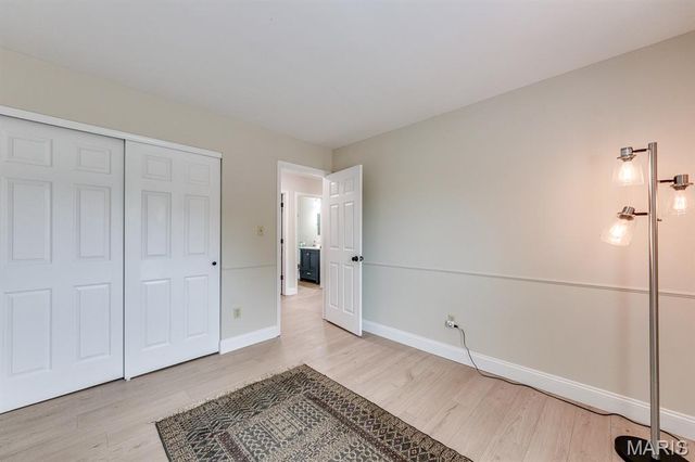 1453 Cedar Bluff Drive, Ballwin, MO 63021