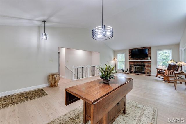 1453 Cedar Bluff Drive, Ballwin, MO 63021