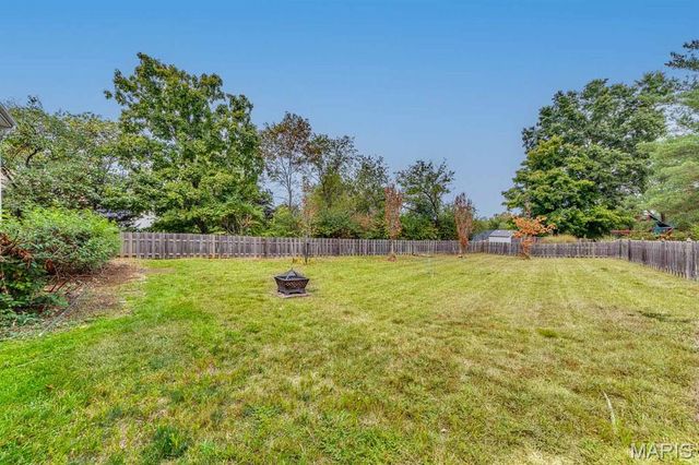 1453 Cedar Bluff Drive, Ballwin, MO 63021