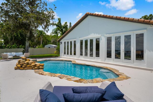 325 MAGNOLIA STREET, Windermere, FL 34786