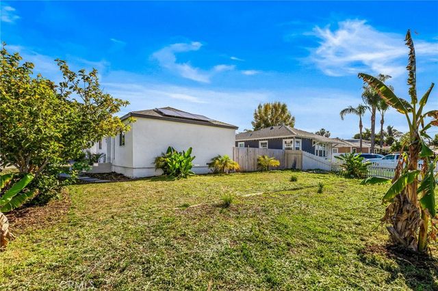 205 E California, Vista, CA 92084