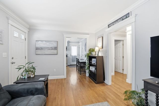 15 14th Ave, Wareham, MA 02571