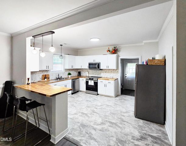 915 E Holly Street, Rocky Mount, NC 27801