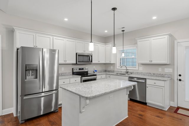 1040 Valhalla Drive, Lawrenceburg, KY 40342
