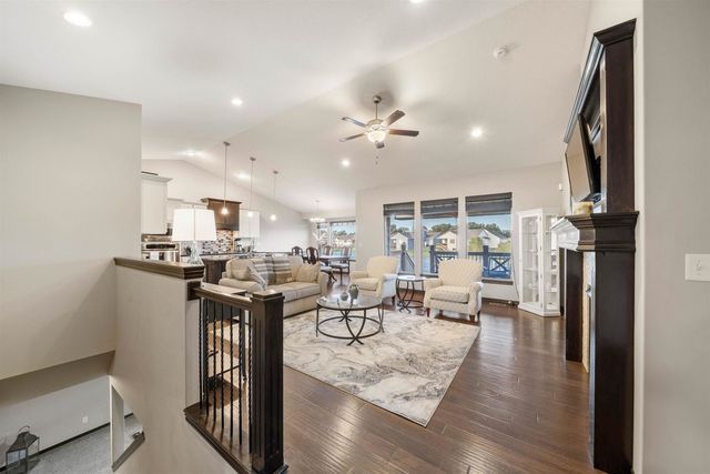 609 N Jaax St, Wichita, KS 67235