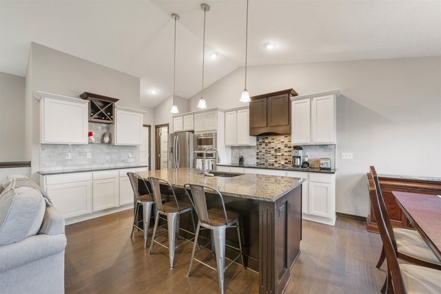 609 N Jaax St, Wichita, KS 67235