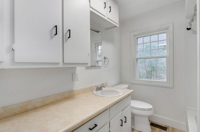 920 S Douglas Avenue, Springfield, MO 65806