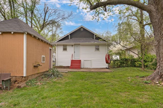 920 S Douglas Avenue, Springfield, MO 65806