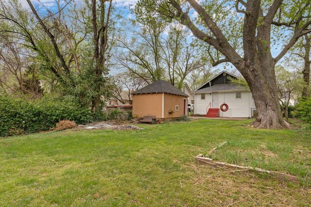 920 S Douglas Avenue, Springfield, MO 65806