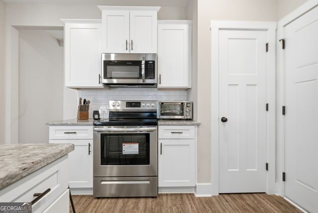 145 Ducati Drive, Mcdonough, GA 30252