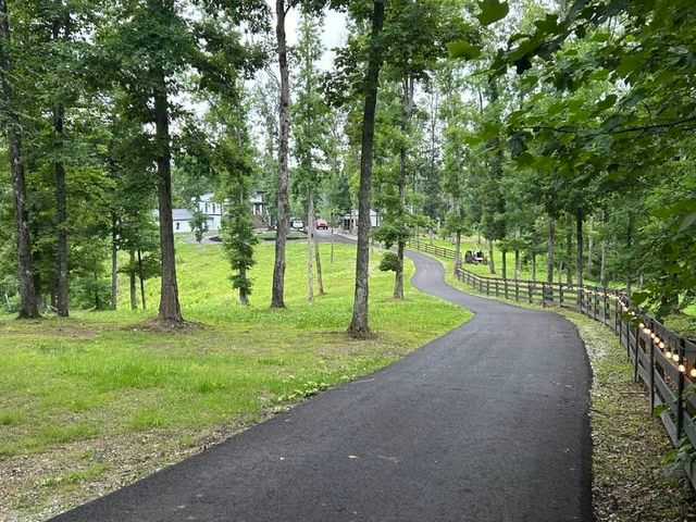 332 Southridge Rd, Hohenwald, TN 38462