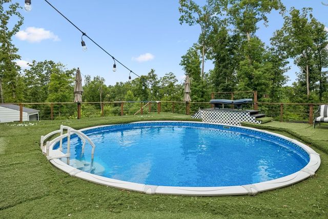 332 Southridge Rd, Hohenwald, TN 38462