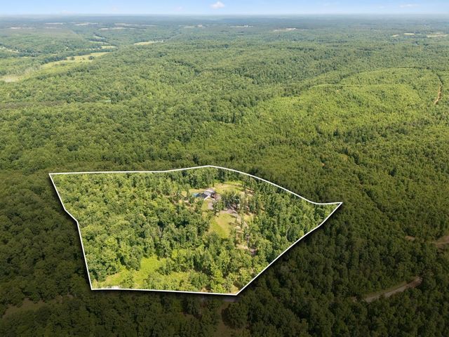 332 Southridge Rd, Hohenwald, TN 38462
