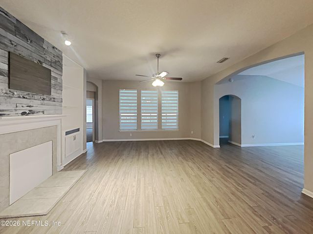 13895 FISH EAGLE Drive E, Jacksonville, FL 32226