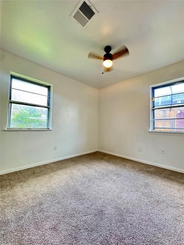6018 W 43rd Street, Houston, TX 77092